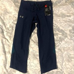 (NWT) Under Armour Active Capri